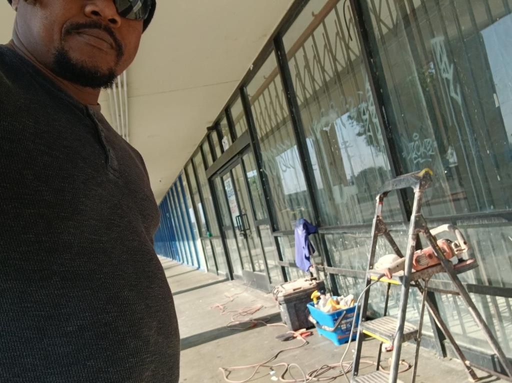 Servicio de limpieza de graffitis en Los Angeles - Imagen 6