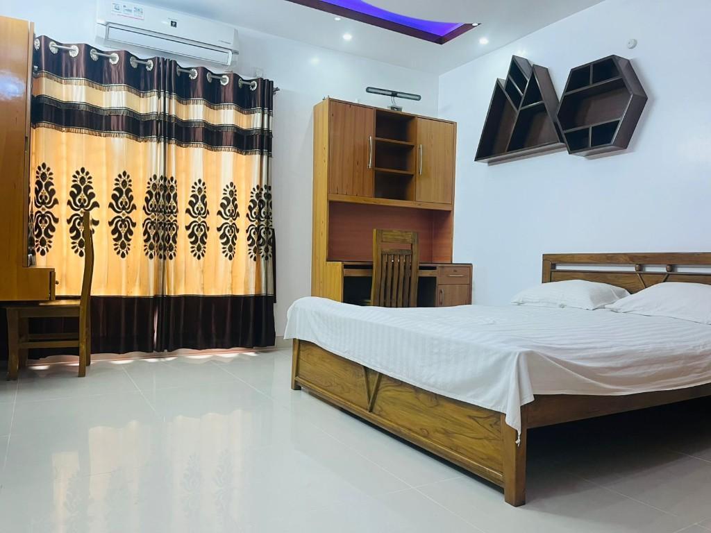 Eelite Residence 4-Bedroom Apartment Rent in Bashundhara R/A in Bangladesh - Image 3