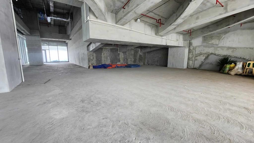 For Rent Commercial Ground Floor Good For Bank Restaurant 250sqm in Pinyahan - Image 4