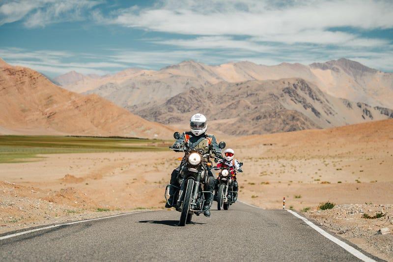 Motorbike Rentals Bhuntar-Best Rentals Service in Jāmb - Image 4