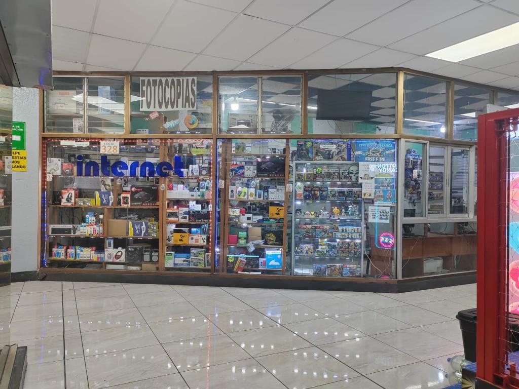 LOCAL COMERCIAL EN RENTA - CENTRO COMERCIAL CAPITOL en Chinautla - Imagen 1