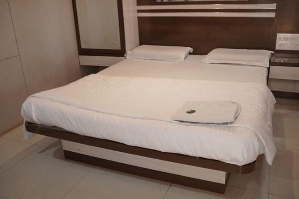 Zen Spring Resort in Pune - Image 2