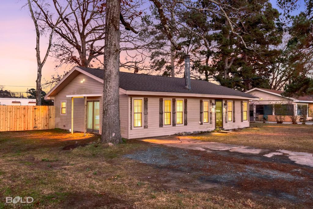 Home In Benton! in Shreveport - Image 1