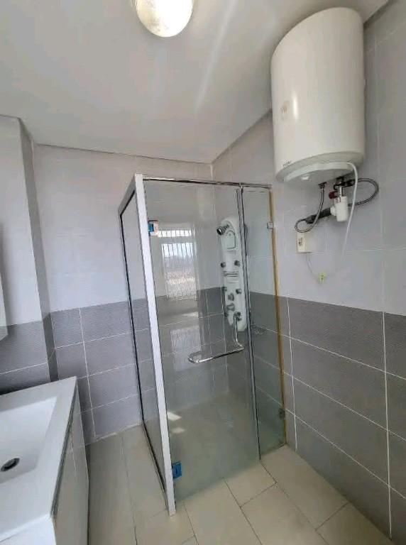 APPARTEMENT HAUT STANDING à louer à BASTOS au Cameroun - Photo 8