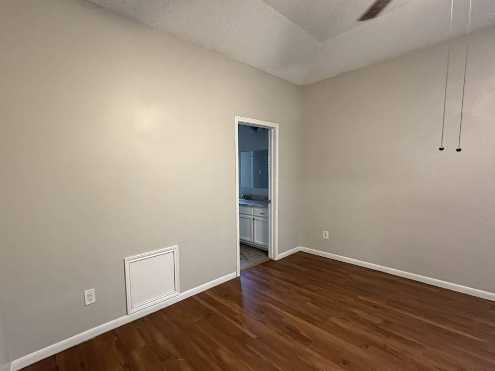 Beautiful Single Family HOME For RENT In Duncanville, TX in United States - Image 7
