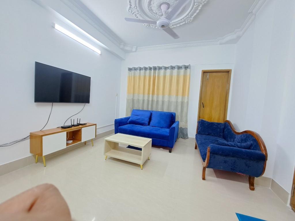 FFully Furnished 2 Bedroom Apartment Rent in Bashundhara R/A in Bangladesh - Image 4