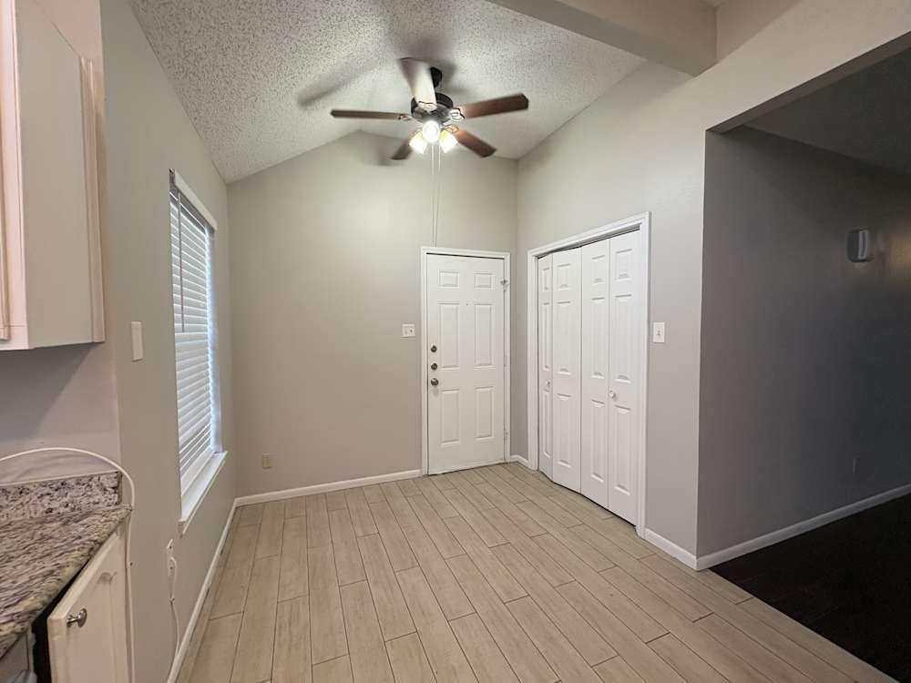 Beautiful Single Family HOME For RENT In Duncanville, TX in United States - Image 3