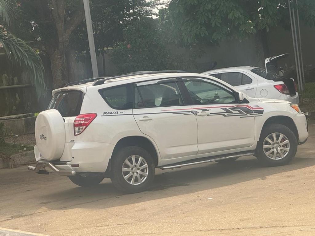 Toyota Rav4 en vente à Abidjan - Photo 1