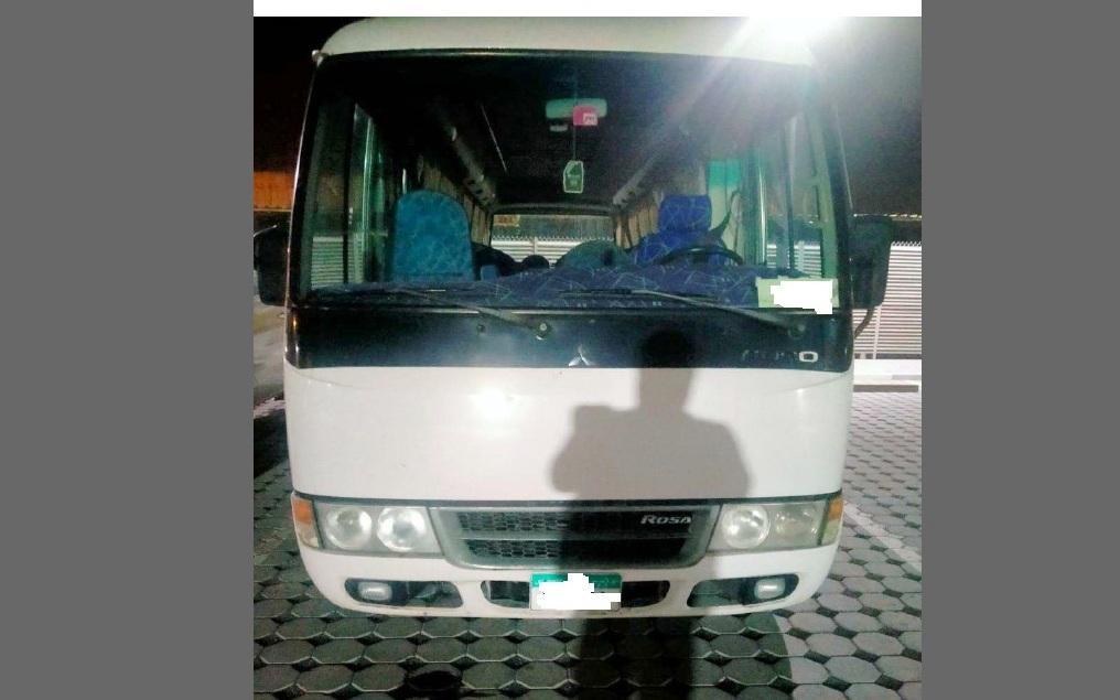33 SEATER MITSUBISHI ROZA AND TOYOTA HILUX FOR RENT in United Arab Emirates - Image 1