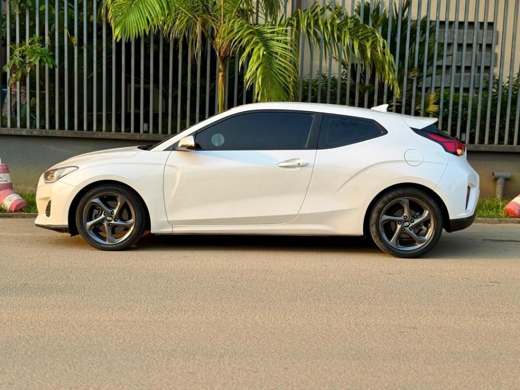 Hyundai Veloster Importée en vente à Abidjan - Photo 7