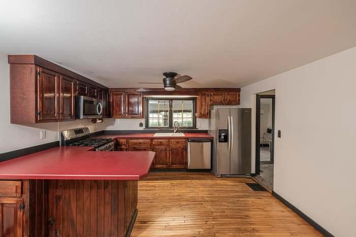 Beautifully Maintained Property – Ready for You in Burlington - Image 6