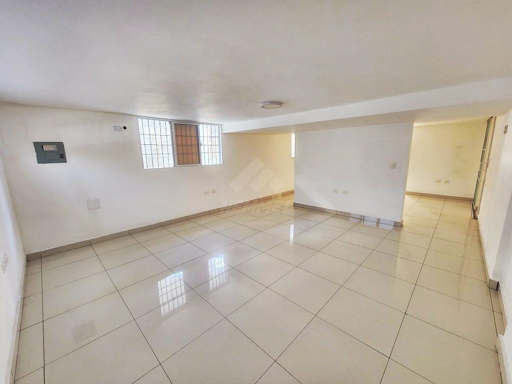 EDIFICIO COMERCIAL LOS JARDINES METROPOLITANOS STGO. en la República Dominicana - Imagen 6