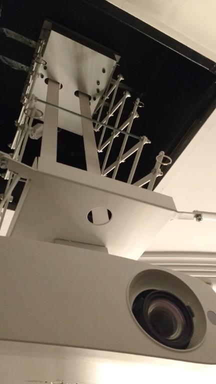 RACK ELÉCTRICO ELEVADOR PARA PROYECTOR MULTIMEDIA en Lima - Imagen 7