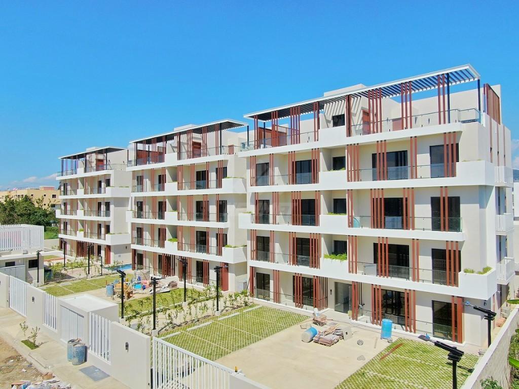 APARTAMENTO PLANTA FULL Y PISCINA LLANOS GURABO STGO. en Gurabo al Medio - Imagen 1