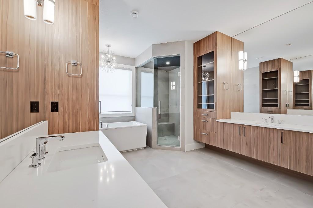 Eager Tile Setting Trainee required Immediately! in Abbotsford - Image 1