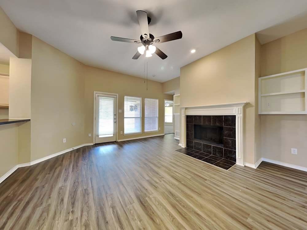 BEAUTIFUL SINGLE FAMILY HOME FOR RENT IN DALLAS, TX in United States - Image 5