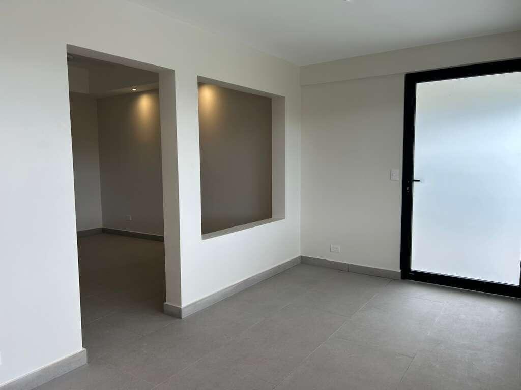 Se alquila apartamento en San Rafael Escazú 26-1238 en San José - Imagen 3