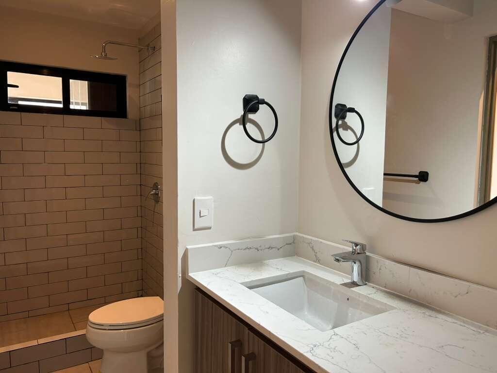 Se alquila apartamento en San Rafael Escazú 26-1238 en San José - Imagen 4