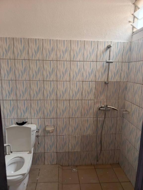 LOCATION À COCODY RIVIERA GOLF APPARTEMENT 4 PIÈCES AU 3em ÉTA à Abidjan - Photo 6
