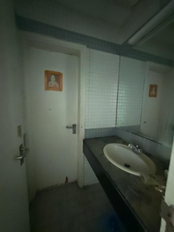 Office for Rent in Al Rigga – 1,200 Sqft Prime Location in United Arab Emirates - Image 2