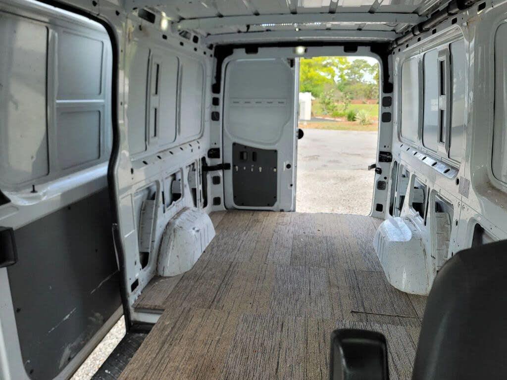 2012 Mercedes-Benz Sprinter Cargo 2500 144 WB RWD in United States - Image 6