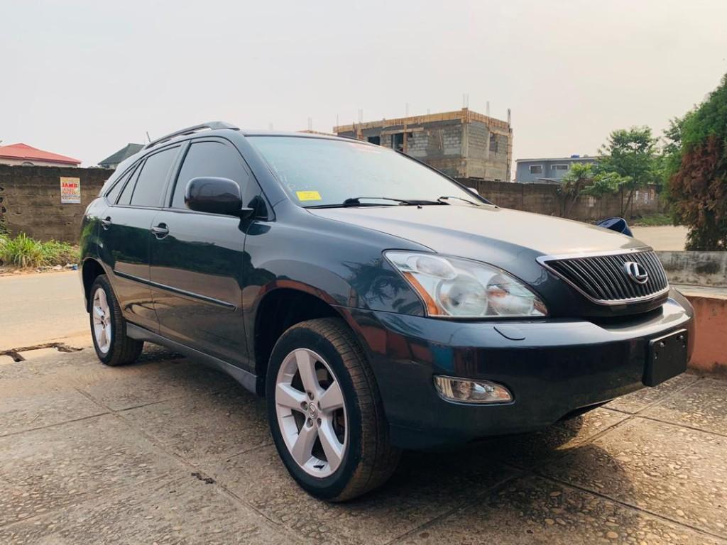 2005 Lexus Rx330 Full Options Call 07071885554 in Port Harcourt - Image 4