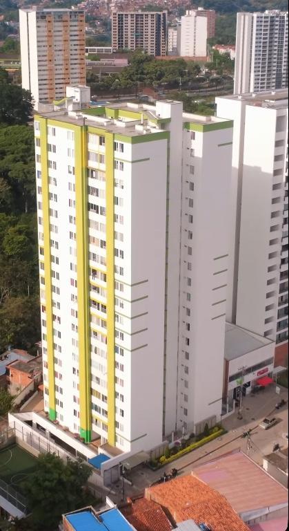 VENTA APARTAMENTO PROVENZA. CONJUNTO AZALIA en Bucaramanga - Imagen 1
