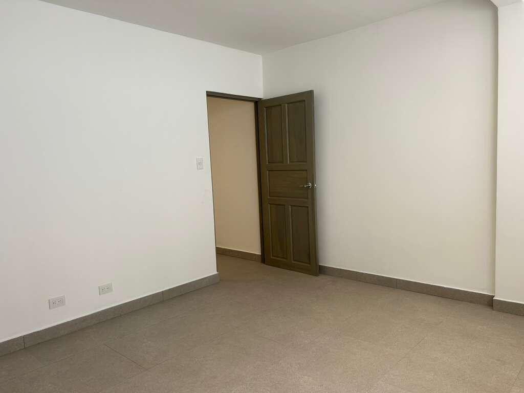 Se alquila apartamento en San Rafael Escazú 26-1240 en San José - Imagen 8