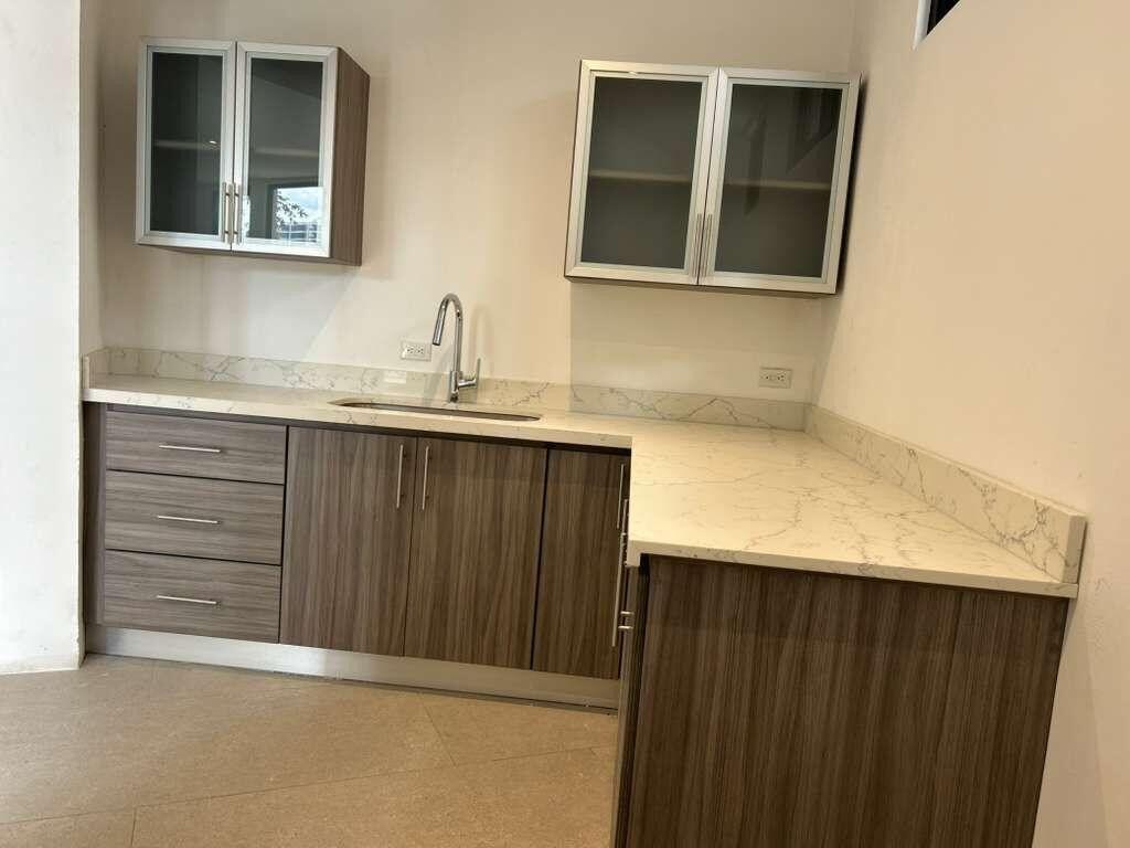 Se alquila apartamento en San Rafael Escazú 26-1240 en San José - Imagen 7