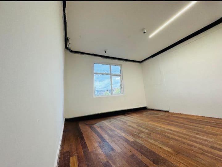 Salon / Barber / Nail & Beauty Space for Rent in Gorton - Image 2