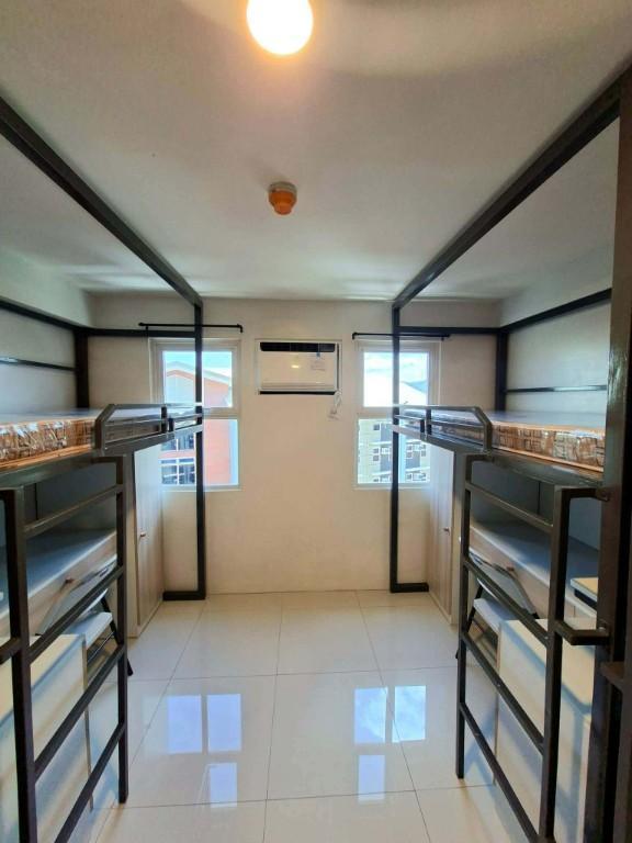 Furnished Studio for Rent Uniplace Condominium Tower 2 in Consolacion - Image 5