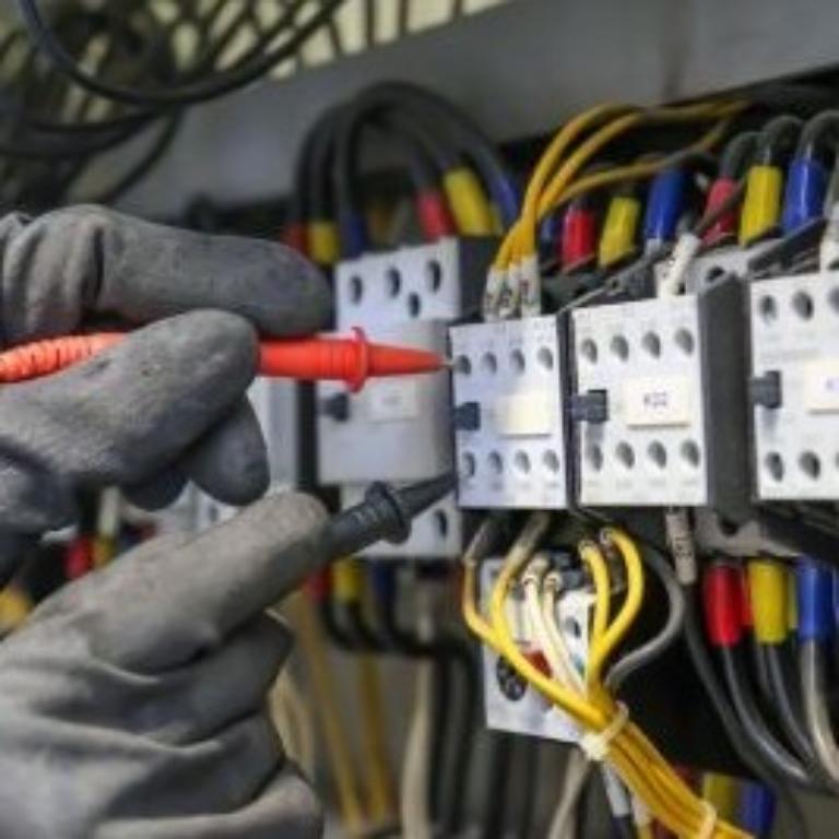 Experts electriciens en Côte d’Ivoire - Photo 1