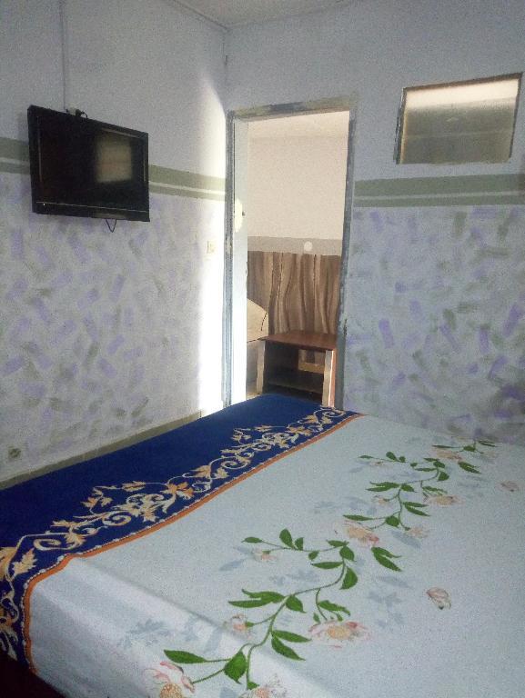 CHAMBRES POUR LA NUITÉE A COCODY RIVIERA en Côte d’Ivoire - Photo 7