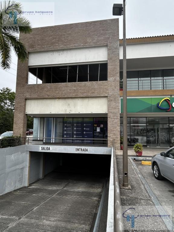 LOCAL COMERCIAL EN RENTA Ubicado en PLAZA DORADA AVE. … en Tampico - Imagen 1