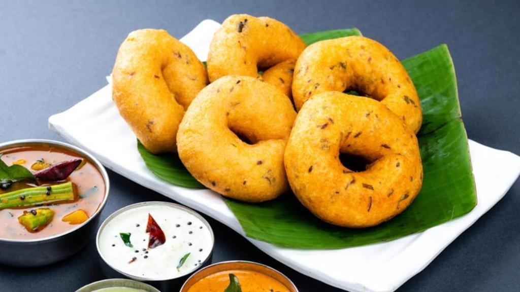 Pure Veg Food Service – Fresh & Authentic Homestyle Meals in Colāba - Image 1