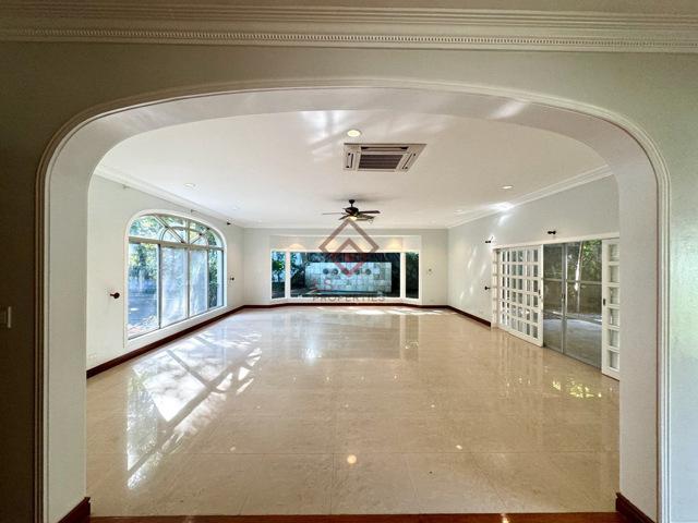 North Forbes, Makati, House For Rent in Pinyahan - Image 1