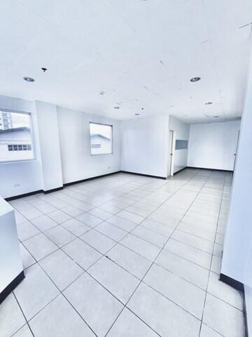 Quezon City, Quezon, Office For Rent in Malabon - Image 1