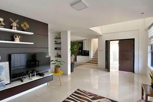 Merville, Paranaque, House For Rent in Bayanan - Image 1