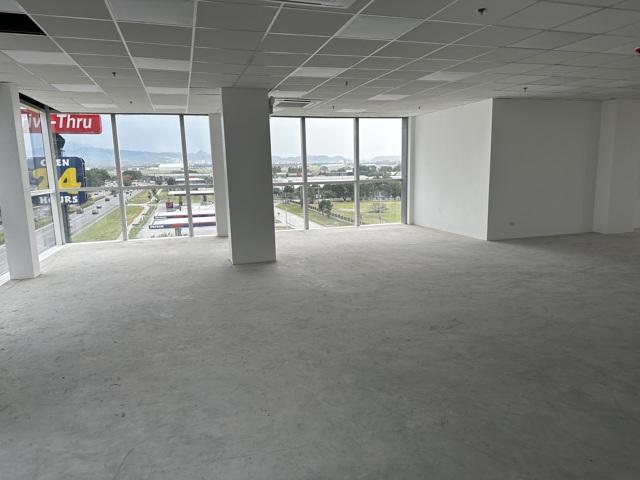 Clark, Mabalacat, Office For Rent in Magalang - Image 1