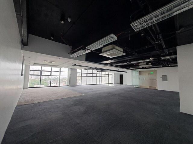 Cebu Business Park, Cebu, Office For Rent in Lapu-Lapu City - Image 1