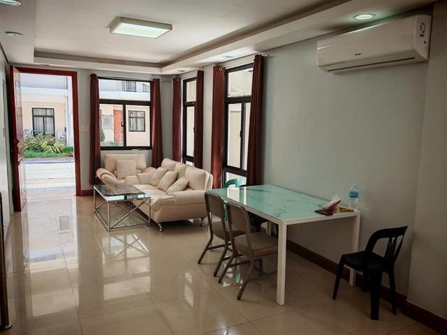 Moonwalk, Paranaque, Townhouse For Rent in Bayanan - Image 1