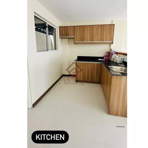 Pansol, Quezon, Townhouse For Rent in Pinyahan - Image 1