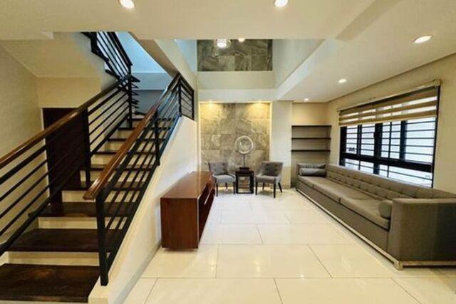 Kapitolyo, Pasig, House For Rent in Manila - Image 1