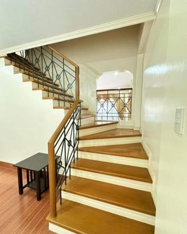 Banilad, Cebu, House For Rent in Mandaue - Image 1