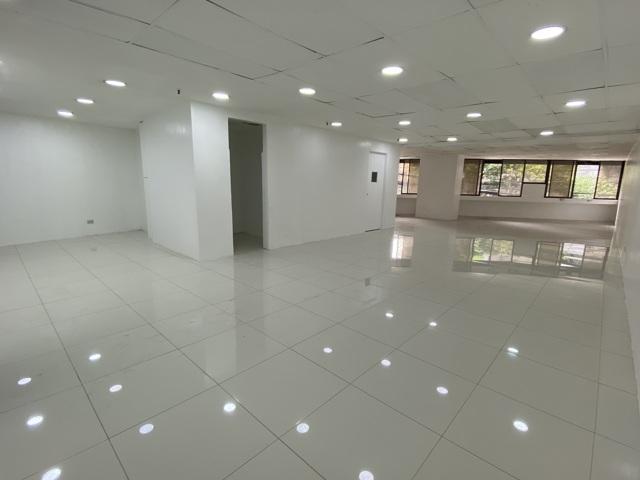 Binondo, Manila, Office For Rent in Quiapo - Image 1