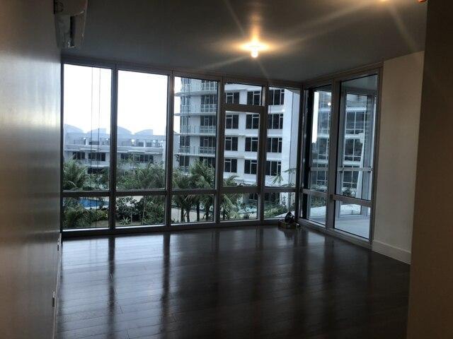 Rockwell, Makati, Condo For Rent in Santamesa - Image 1