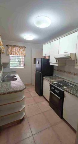 Banilad, Cebu, Townhouse For Rent in Mandaue - Image 1