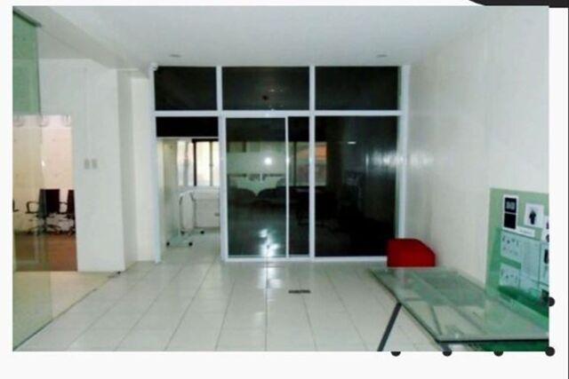 South Triangle, Quezon, Office For Rent in Malabon - Image 1
