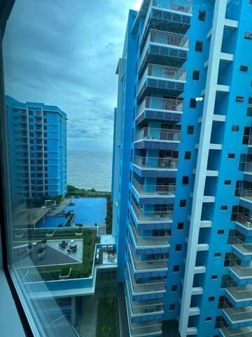 Tambo, Paranaque, Condo For Rent in Malate - Image 1