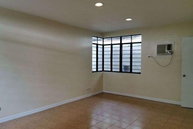 San Lorenzo, Makati, House For Rent in Lower Bicutan - Image 1